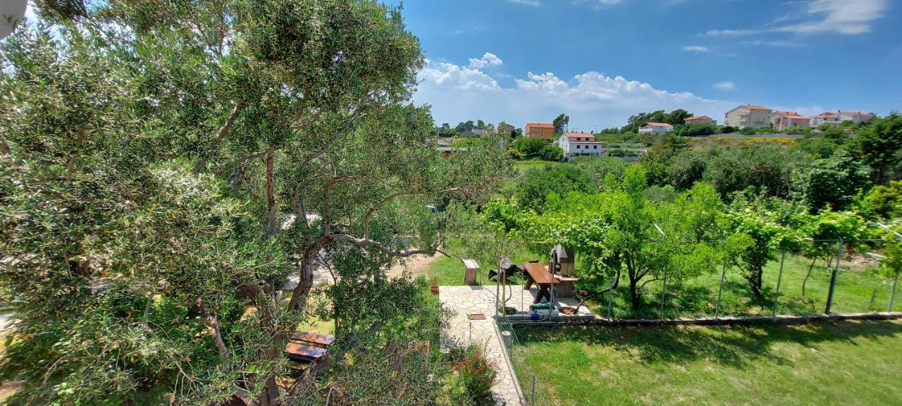 Apartments Marijana Rab Town Exterior photo